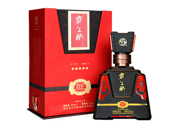 赣州石花霸王醉回收霸王醉君享70度白酒礼盒
