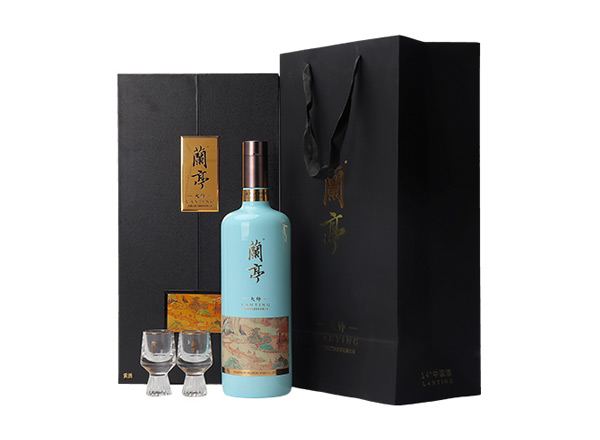 赣州会稽山黄酒回收兰亭大师三十年陈酿1L礼盒装绍兴黄酒